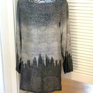 Halston 💯% Silk Skyline 🌆🌃 City Nights Tunic Breezy Boatneck Collar. Wow! 🤩